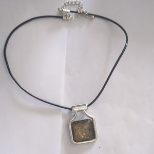 Elegant Silver and Gold Pendant Necklace